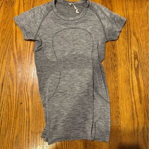 Lululemon Athletica Gray Swiftly Tech